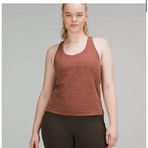 NWT Lululemon Swiftly Tech Racerback Tank Top 2.0 
Race Length
